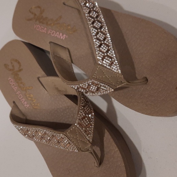 Skechers flip flops - Picture 2 of 11